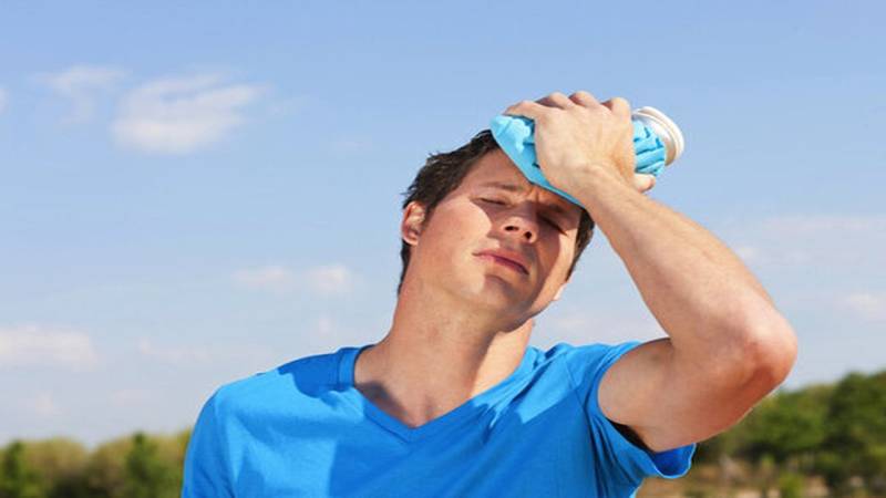 گرمای شهداد ۶۱ نفر را راهی درمانگاه کرد